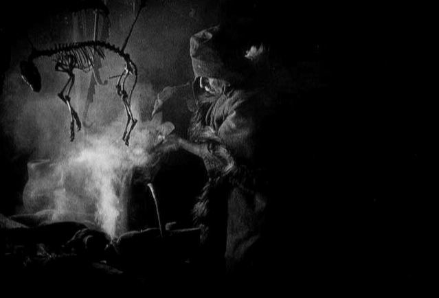 Häxan: La brujería a través de los tiempos